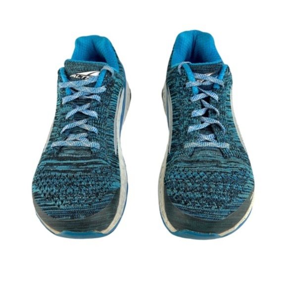 Altra Paradigm 4.0 Sneakers in Blue - Picture 2 of 9